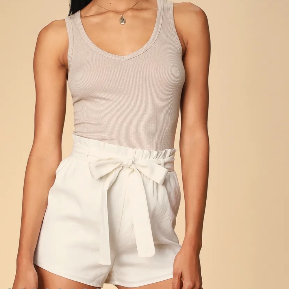 NWT Lulus jemima white paper bag shorts